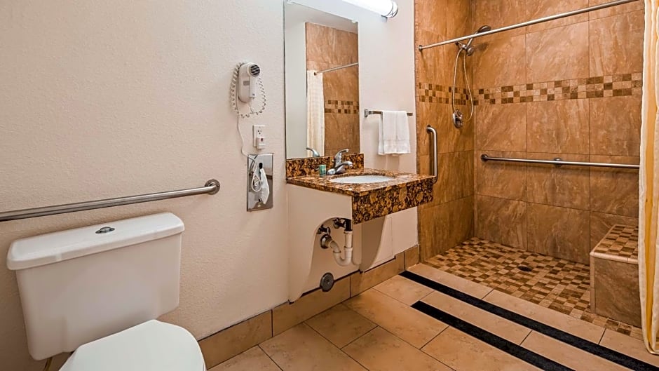 Best Western Heritage Inn