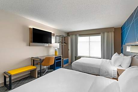 Queen Room with Two Queen Beds - Non-Smoking