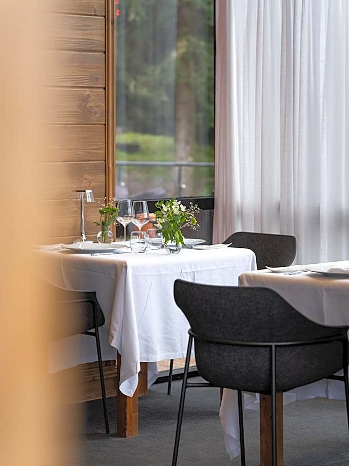 Hôtel Restaurant Spa Les Jardins De Sophie