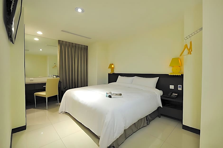 Bravo Hotel