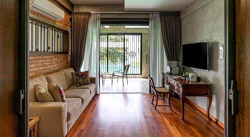 Treasures Hotel and Suites