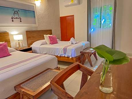 1 Bedroom Room with Kitchenette