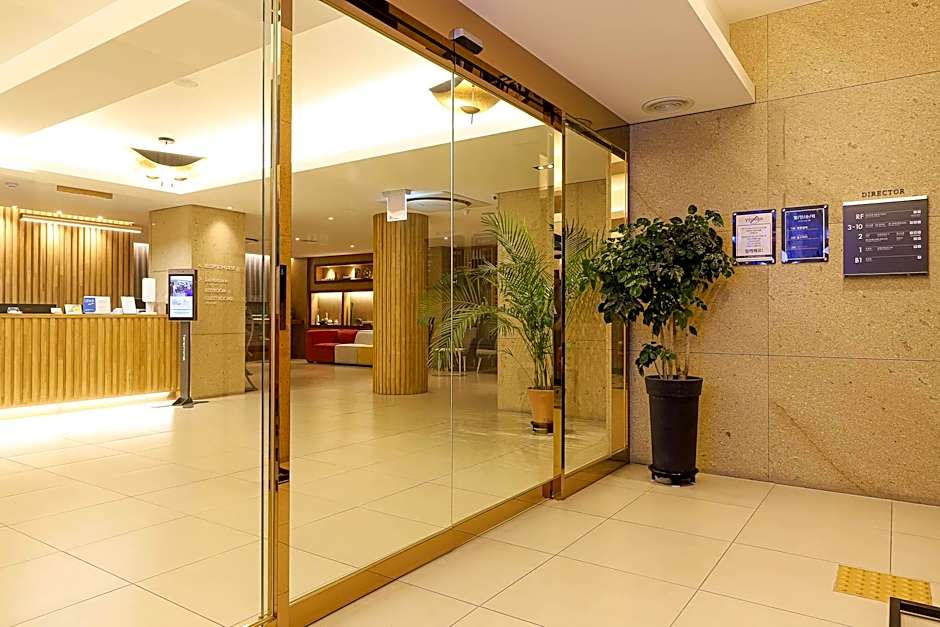 Dongdaegu Station Eastern Hotel