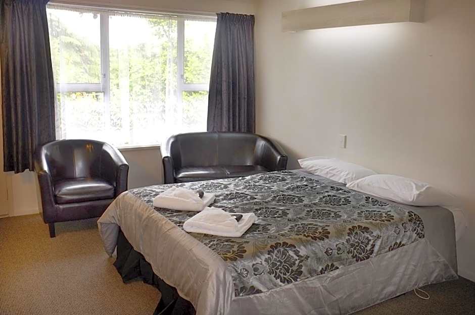Westport Motels