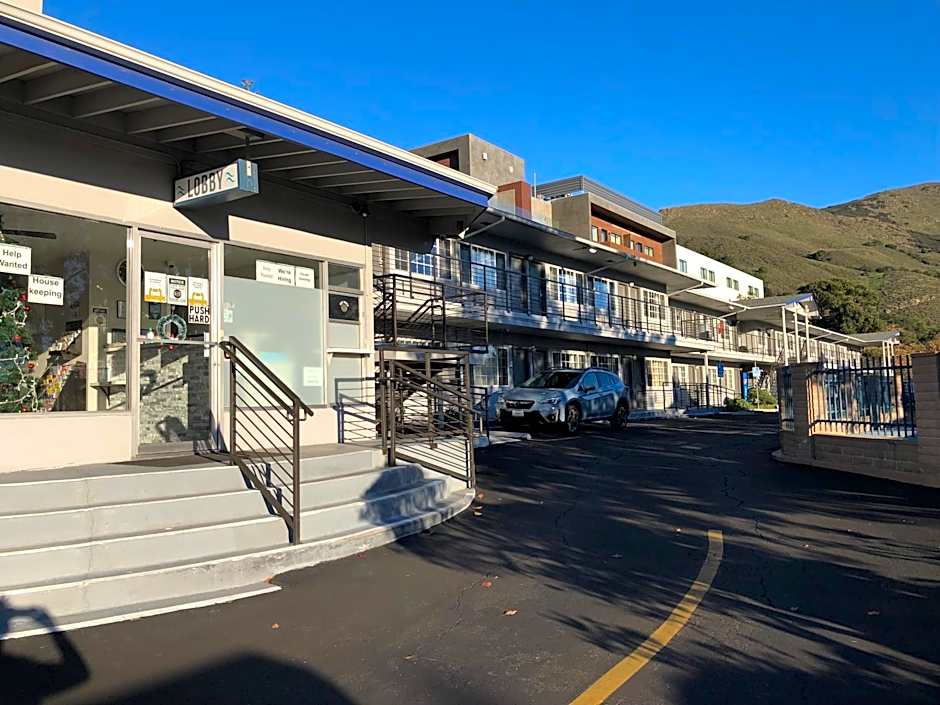UNIVERSITY INN