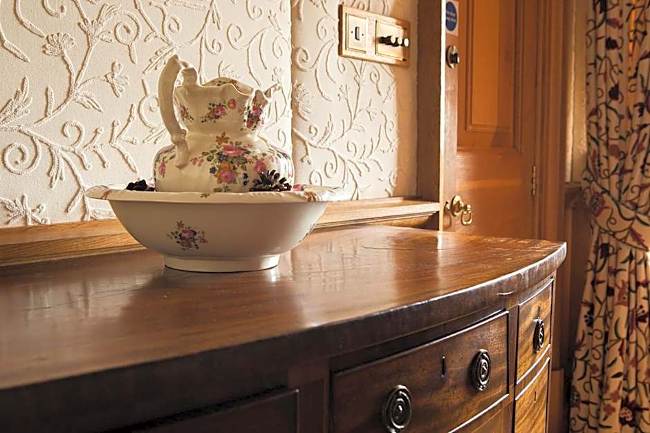 Mingary Castle - Restaurant with Rooms