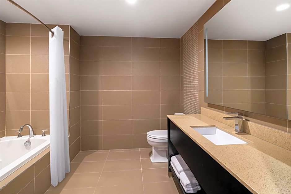 Best Western Premier NYC Gateway Hotel