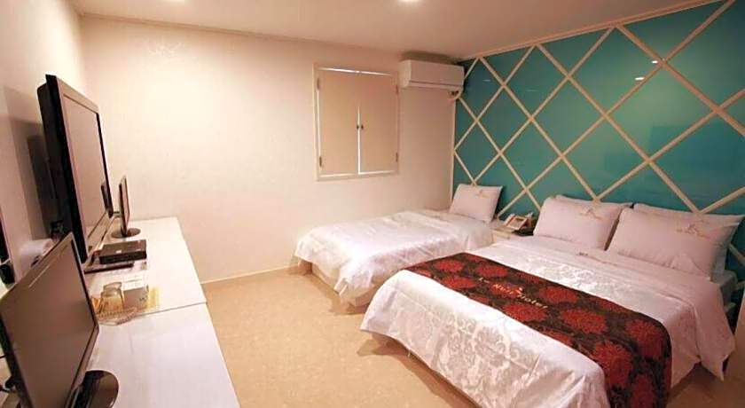 Goodstay Lanuit Hotel