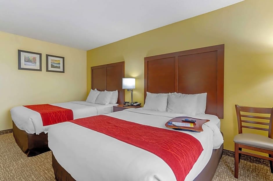 Comfort Inn & Suites Hillsville I-77