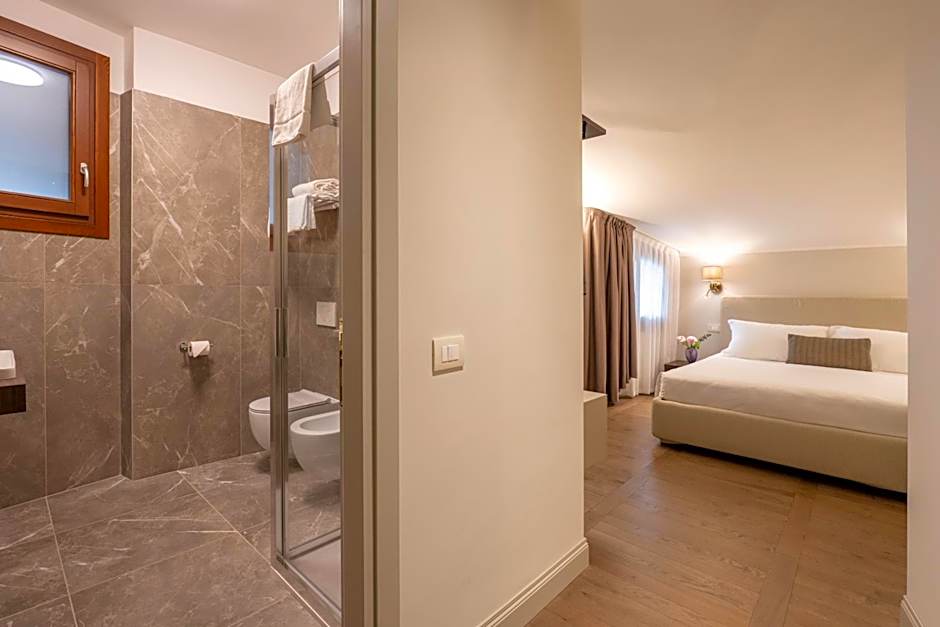 Hotel Carlton