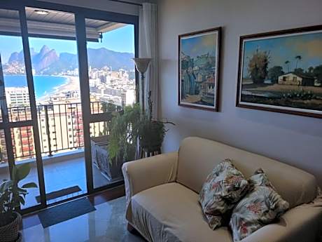 SUH Arpoador Dreams Amazing View!