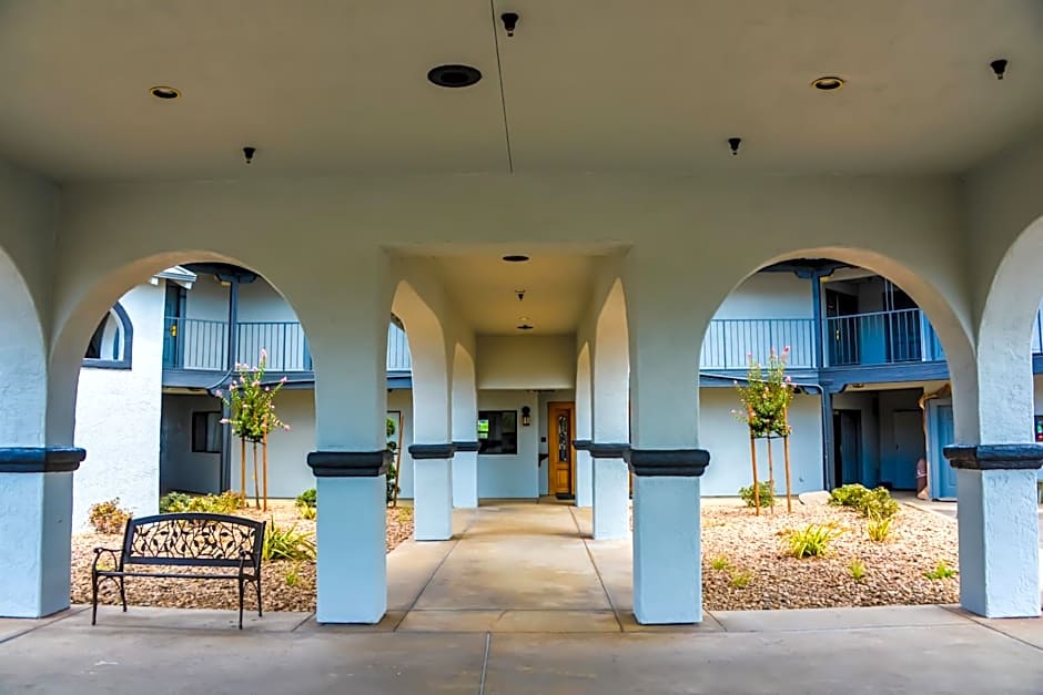 Shenandoah Inn, MAJOR CREDIT CARDS REQUIRED for check in