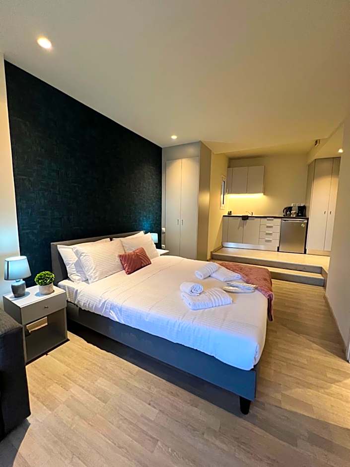 Athenian Retreat Penthouses