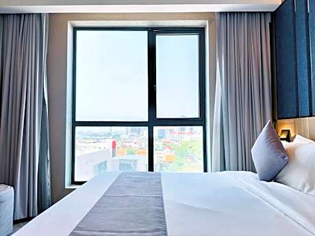 Two-Bedroom Deluxe - Free Mini Bar