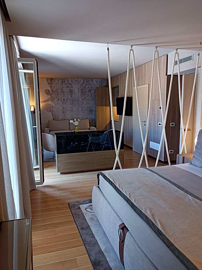 Miramare Suites