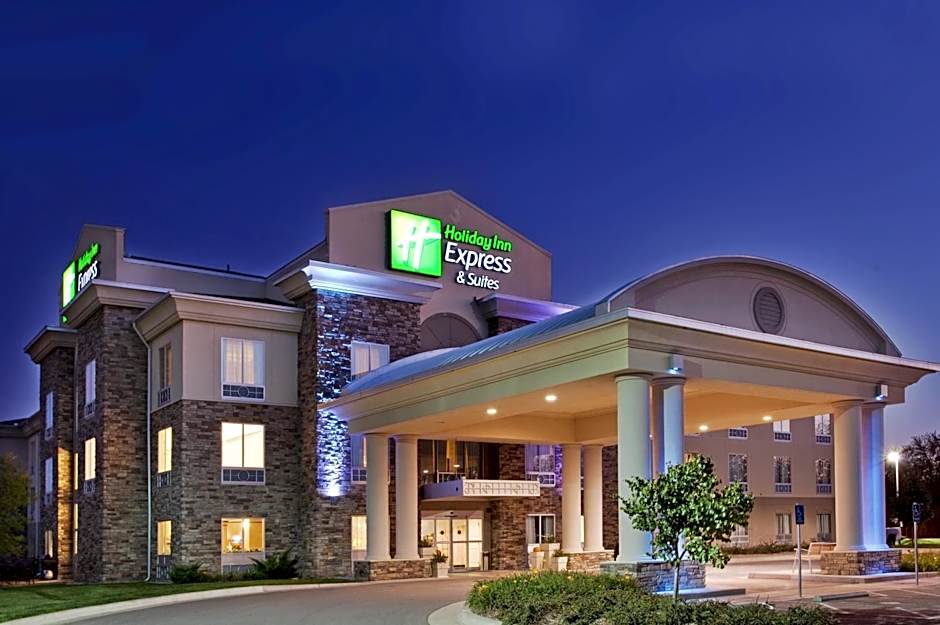 Holiday Inn Express Hotel & Suites Andover East 54 Wichita By IHG