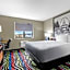 Super 8 by Wyndham Farmington