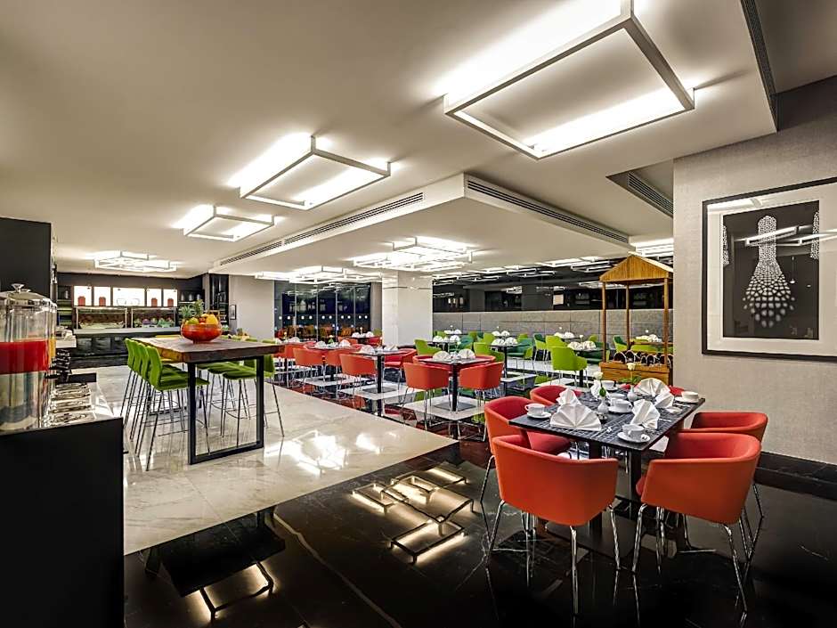 Novotel Sharjah Expo Centre