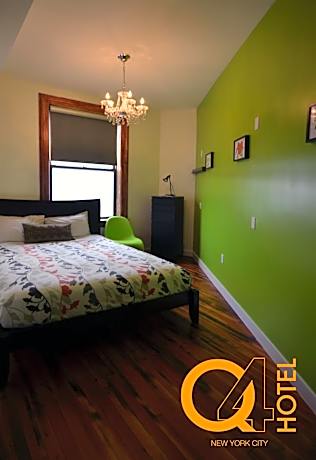 Queen Room
