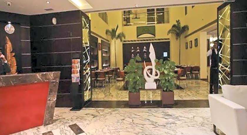 Hotel DS Clarks Inn Gurgaon