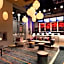 Aloft Long Island City-Manhattan View