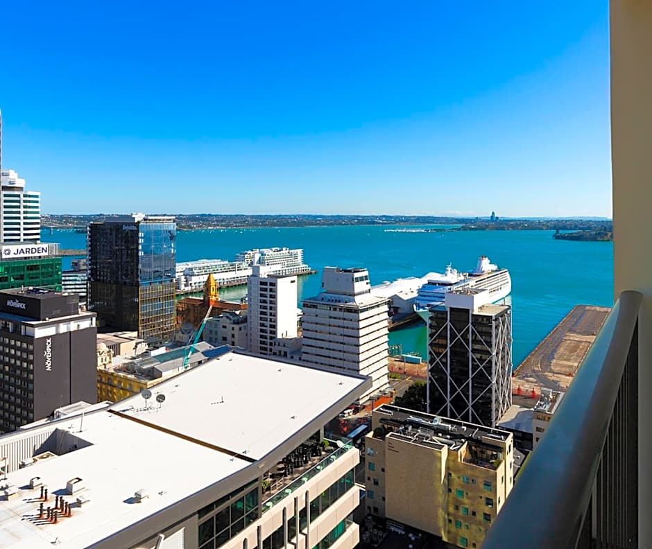 Auckland Harbour Suites