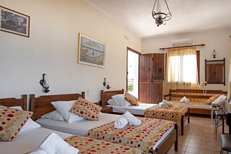 Quadruple Studio Sea View