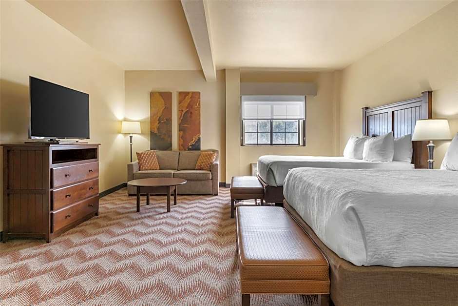 Best Western Plus Cimarron Hotel & Suites