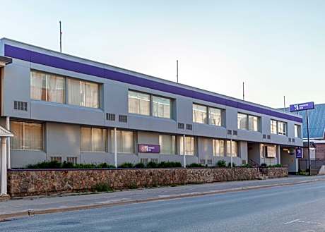 Knights Inn North Bay