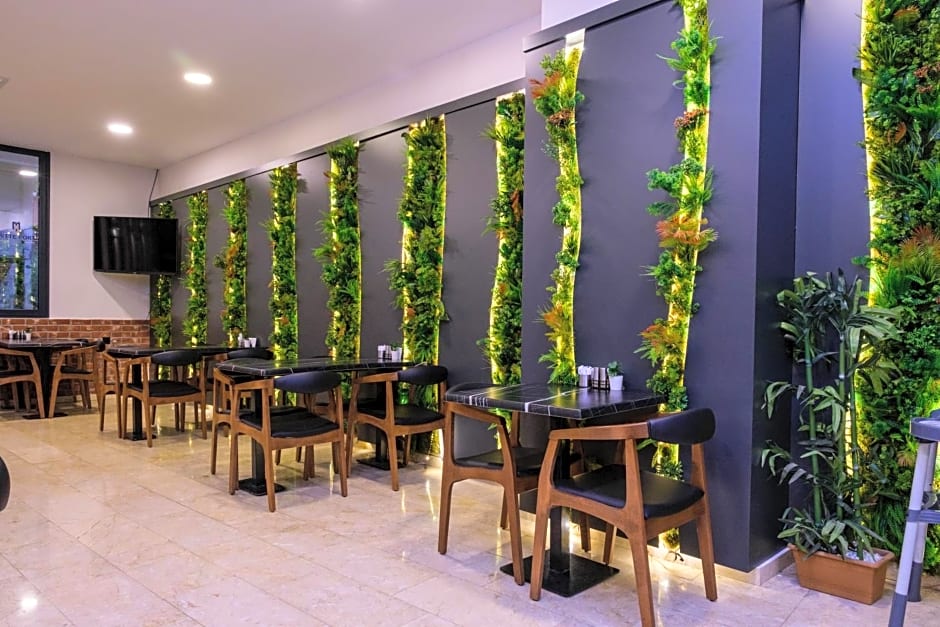 BW Izmir Hotel