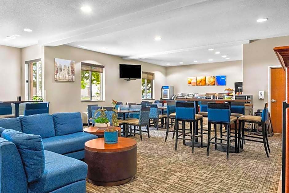 Comfort Inn & Suites Riverton