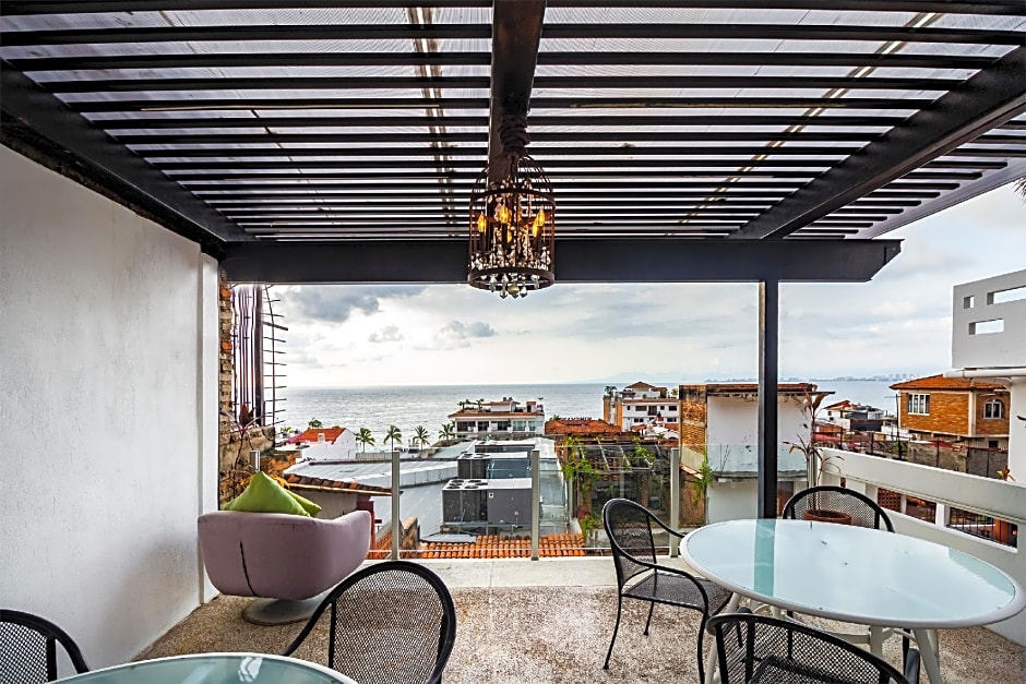 Capital O Hotel 522