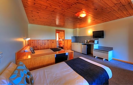 Family Studio with Sea View