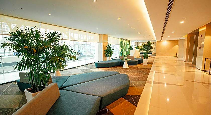 Holiday Inn Express Yingkou Onelong Plaza By IHG