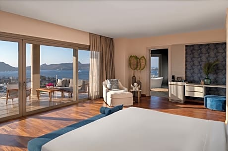 Sea View Infinity Suite With Terrace