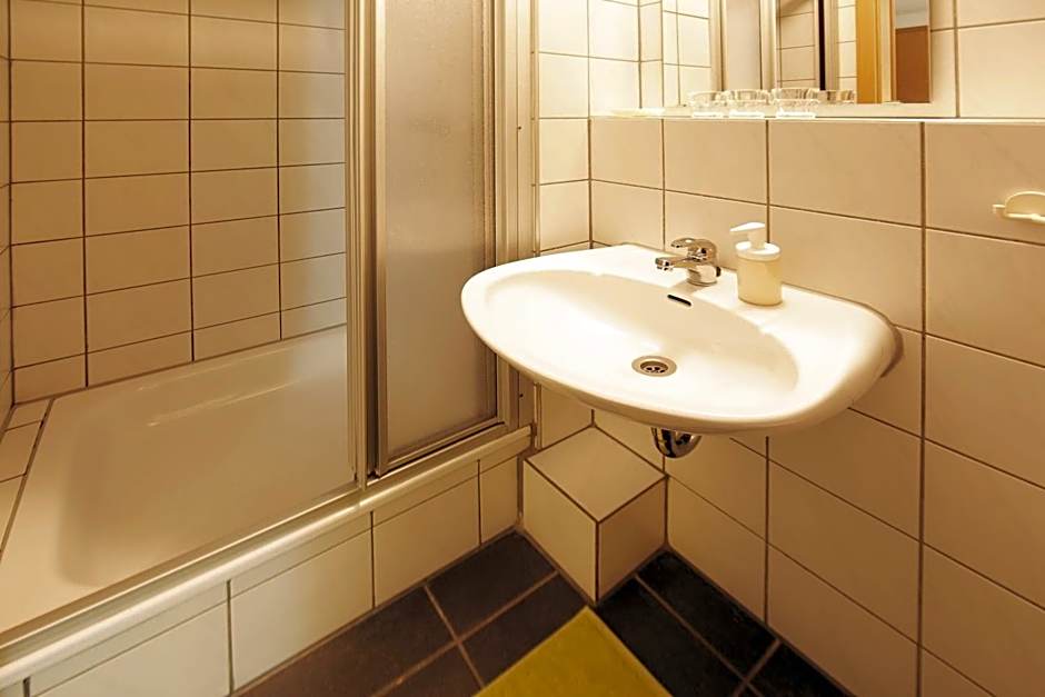 Bestprice Hotel Aachen City
