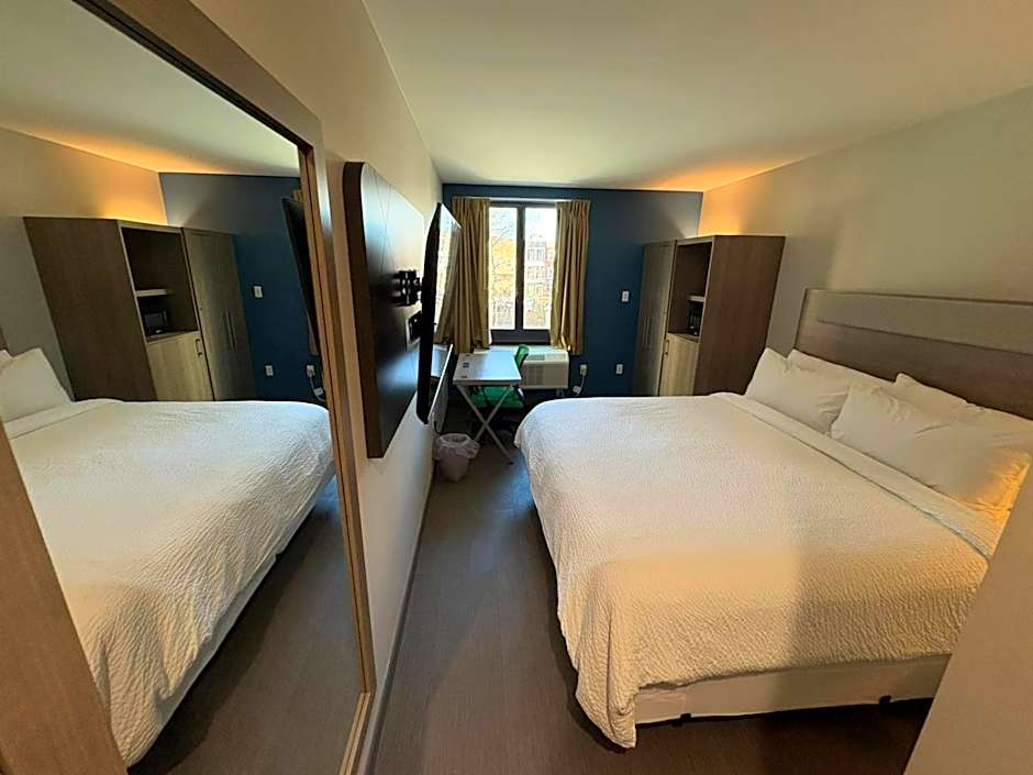 Holiday Inn Express And Suites Bronx NYC By IHG