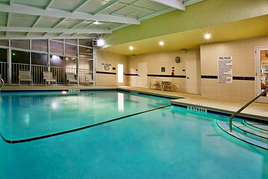 DoubleTree by Hilton Brunswick