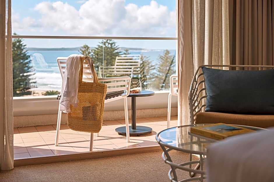 Rydges Cro''a Beachside