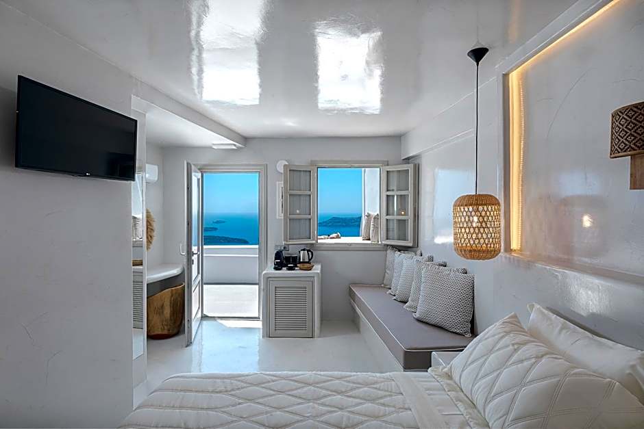 Kaleidoscope Imerovigli Suites