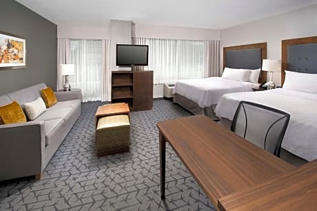 Queen Studio with Two Queen Beds - Non-Smoking