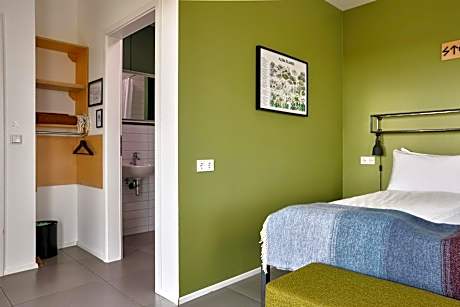 Double or Twin Room with Private Bathroom
