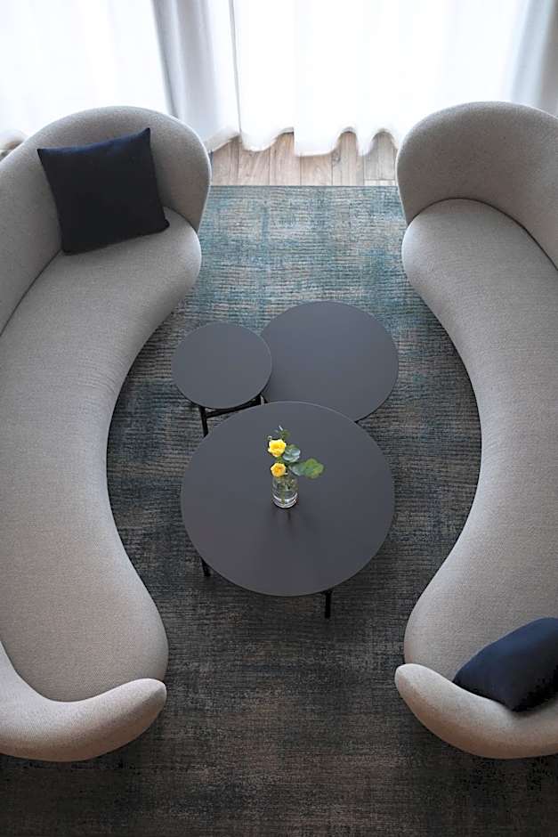 Kultakero Northern Sky, 3BR Penthouse with Jacuzzi 128m2