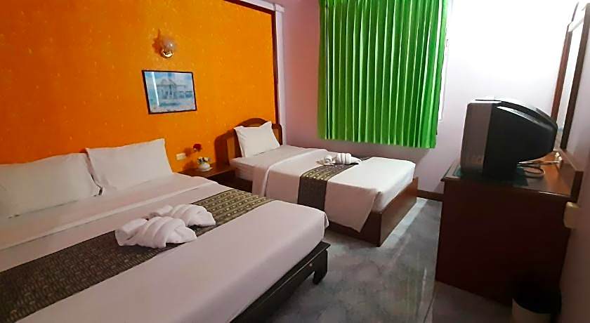 Thepparat Lodge Hotel