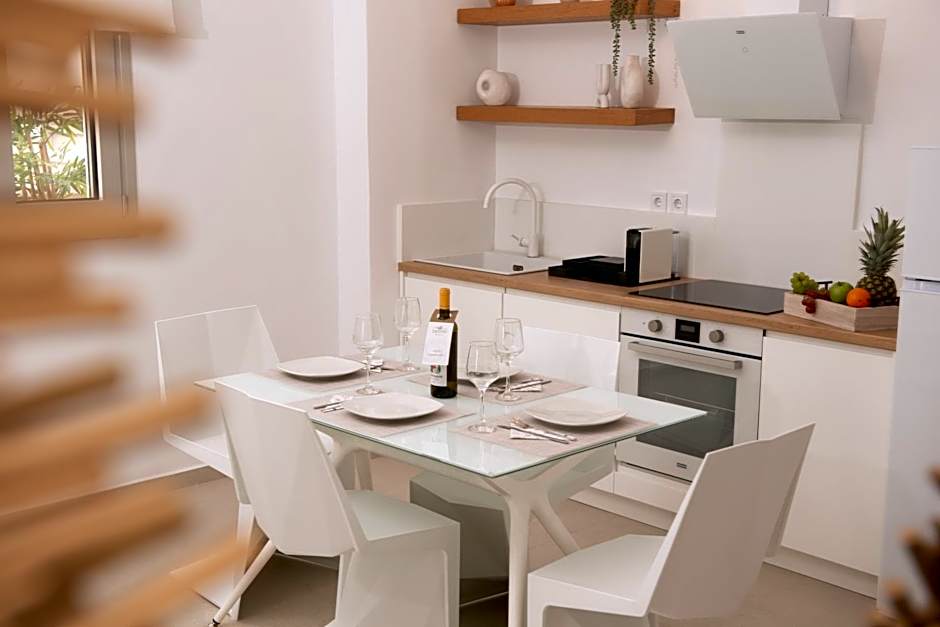 Mia Anasa - Luxury Suites