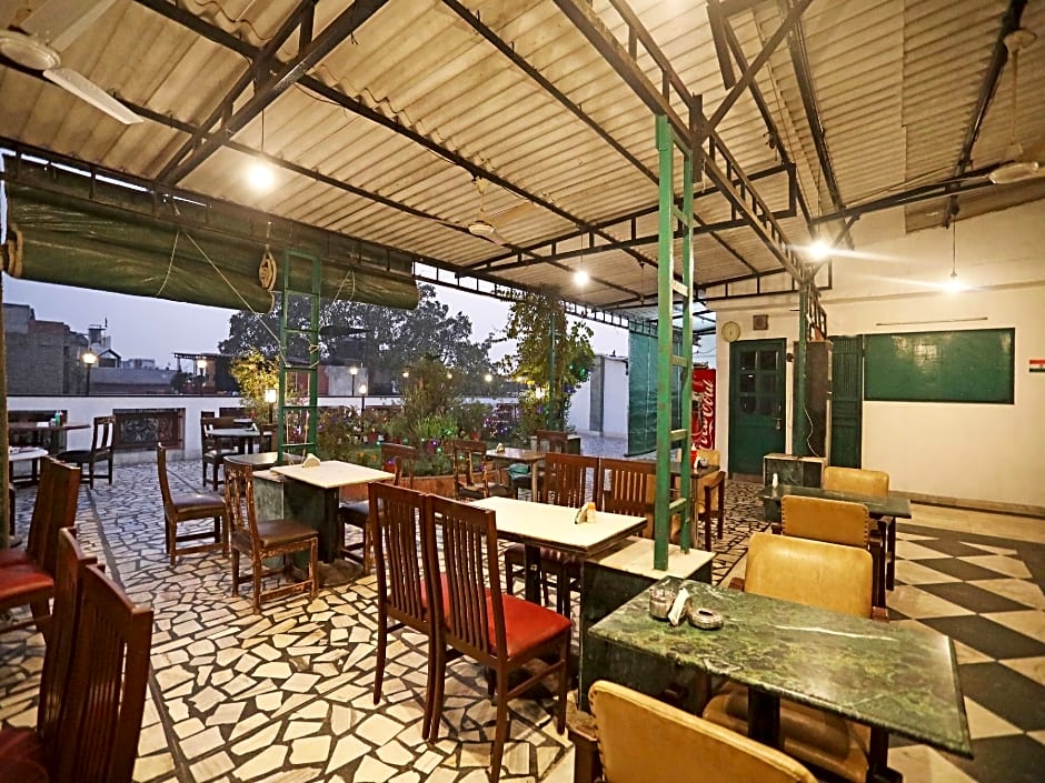 Capital O 10750 Hotel Vivek