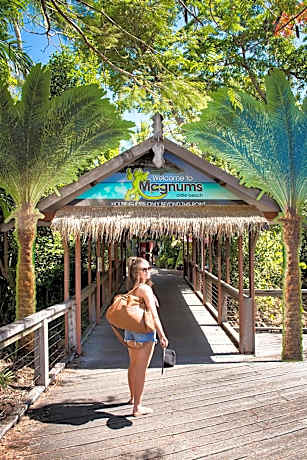 Airlie Beach Magnums - Adults Only