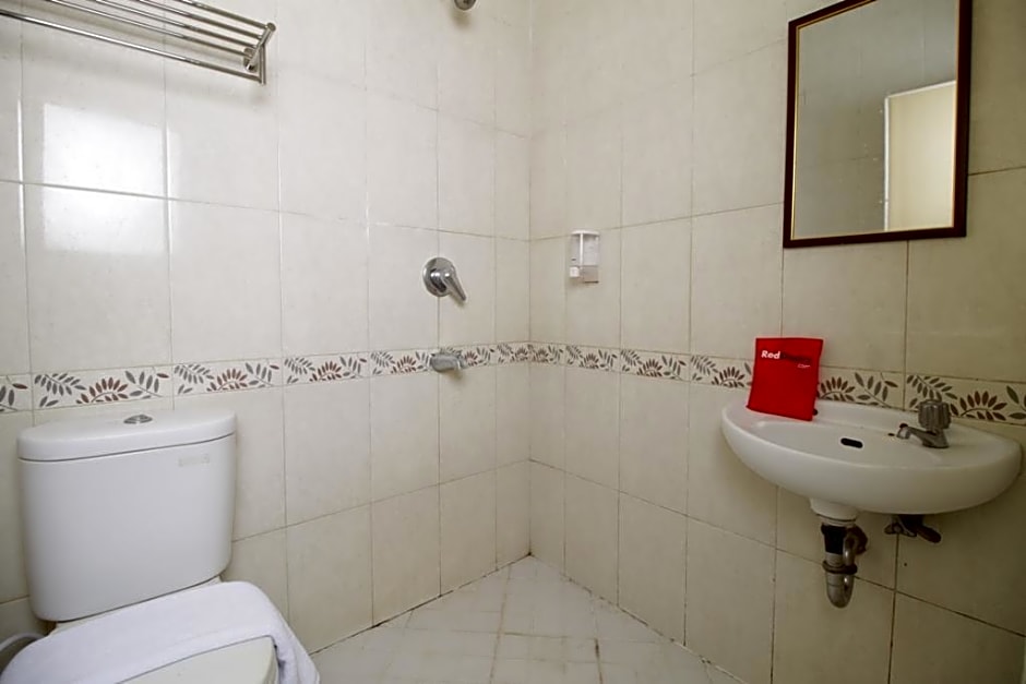 RedDoorz @ Pangeran Antasari 2