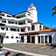 The Surfbreak Hotel