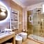 Piazza Farnese Luxury Suites